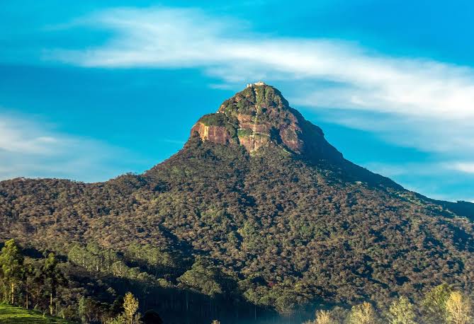 Adam’s Peak (Sri Pada) — photograph 3