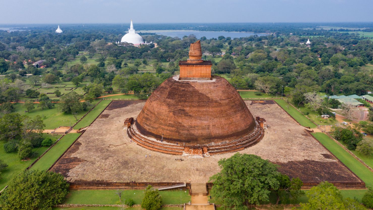 Anuradhapura — photograph 2