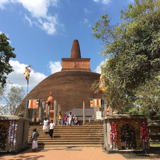 Anuradhapura — photograph 4