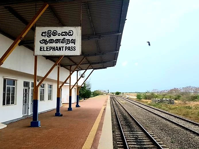 Elephant Pass — photograph 2