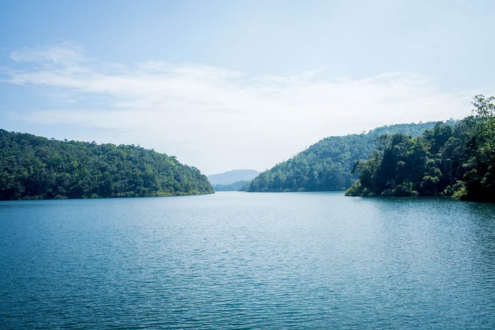 Kalatuwawa Reservoir — photograph 3