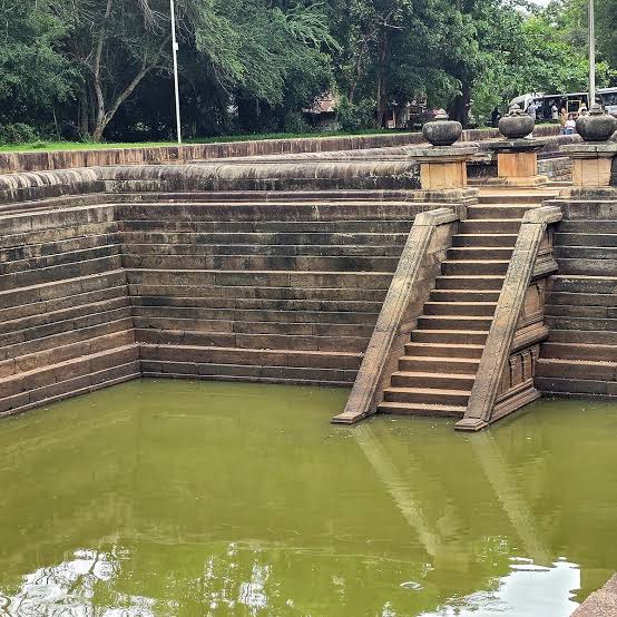 Kuttam Pokuna — photograph 3