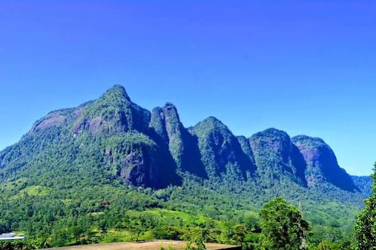 Seven Virgin Mountains — photograph 3