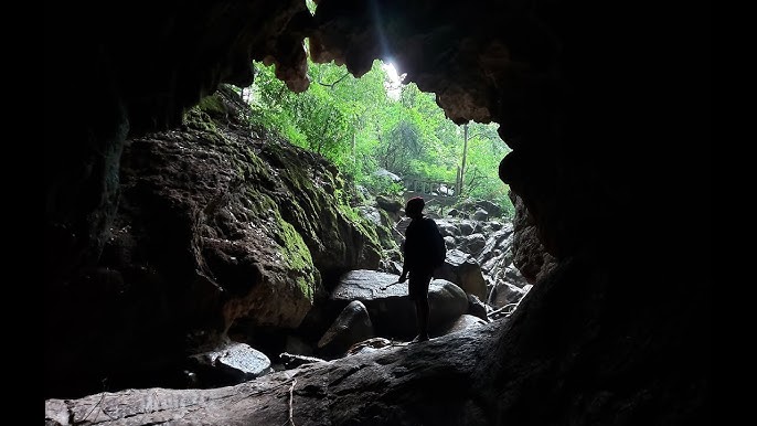 Wawulpane Cave — photograph 2