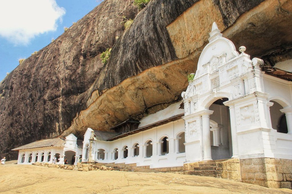Dambulla Raja Maha Viharaya